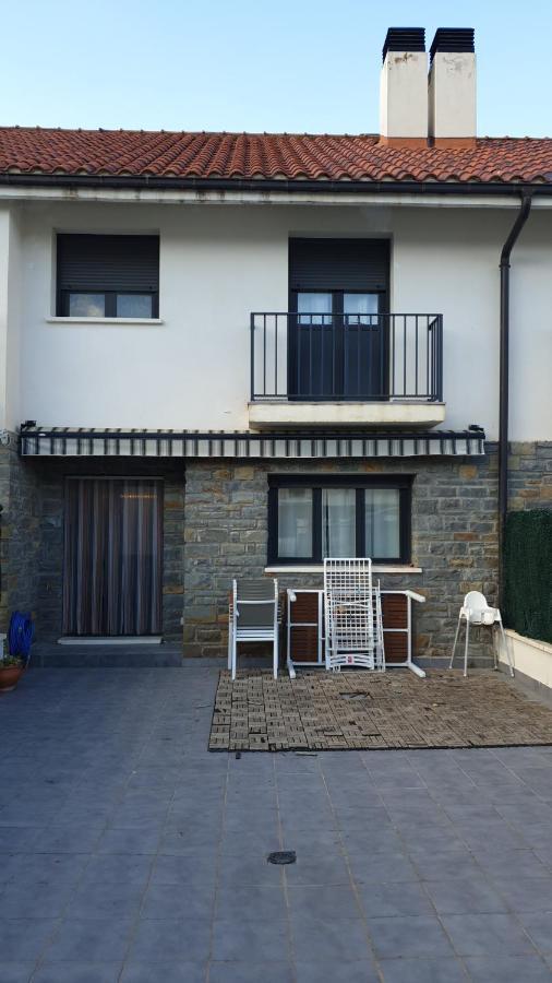 Villa Montes Pirineos Santa Cilia de Jaca Esterno foto